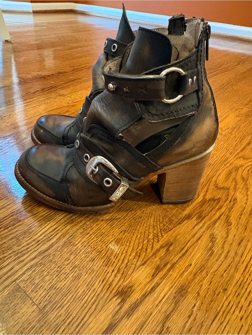 FreeBird by Steven Sonoma Women's Brown Leather Buckle Ankle Boots